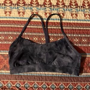 Lululemon Athletica Gray Sports bra size 8